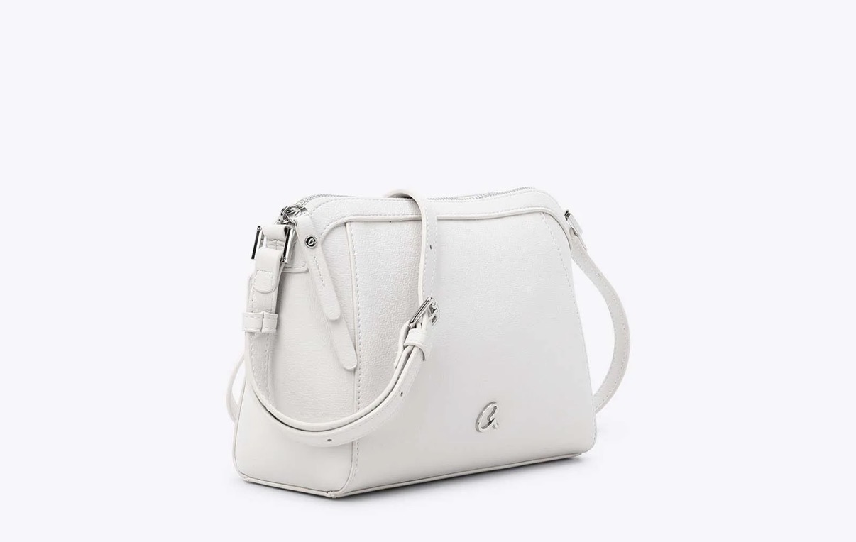 Малка чанта crossbody - image 1